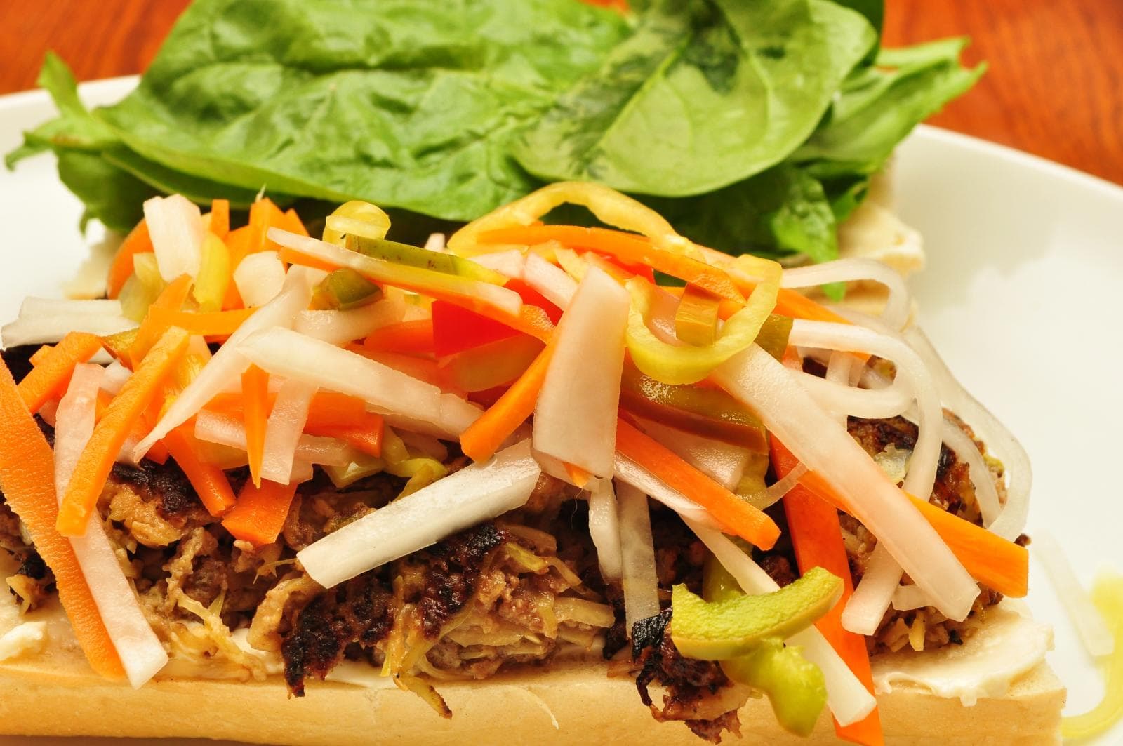 Bánh Mì Thịt Nướng