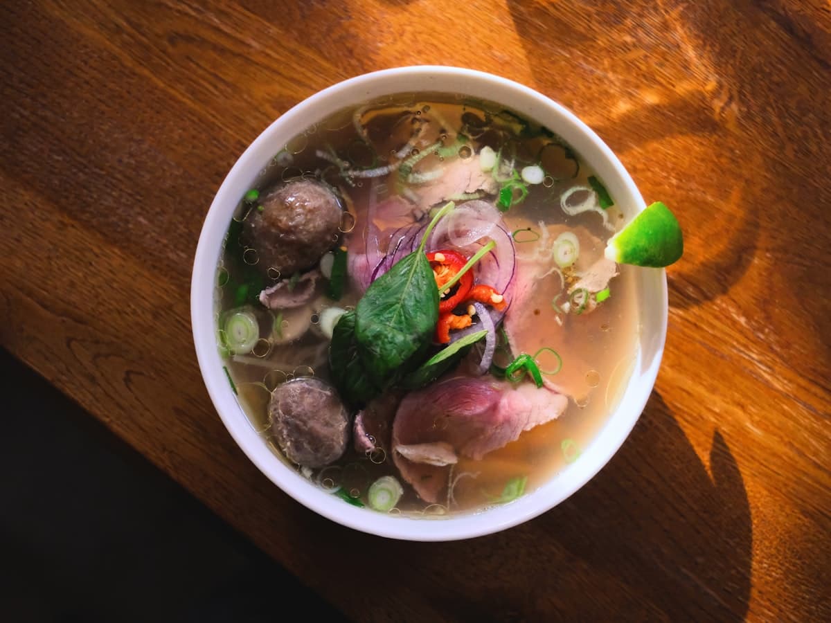 Phở Bò (kleine Portion)